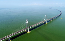 世界最長的跨海大橋——港珠澳大橋