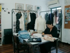 服裝設(shè)計(jì)師張娜憑舊衣改造，轟動(dòng)國(guó)際時(shí)尚圈