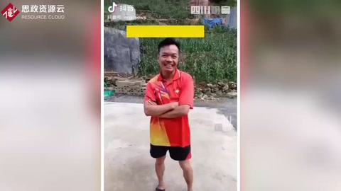 廣西河池 鄉村教師堅持代課二十三年 沒有假期 每月工資僅有1300元