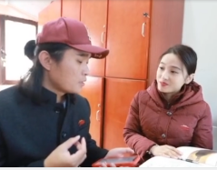 <em>旅游</em>博主親身體驗講解員