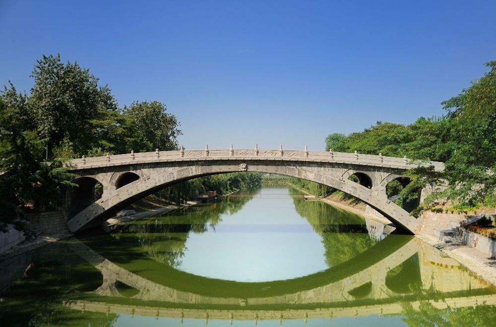 拱橋建設(shè)材料的選取—培養(yǎng)學(xué)生<em>環(huán)保</em><em>意識</em>
