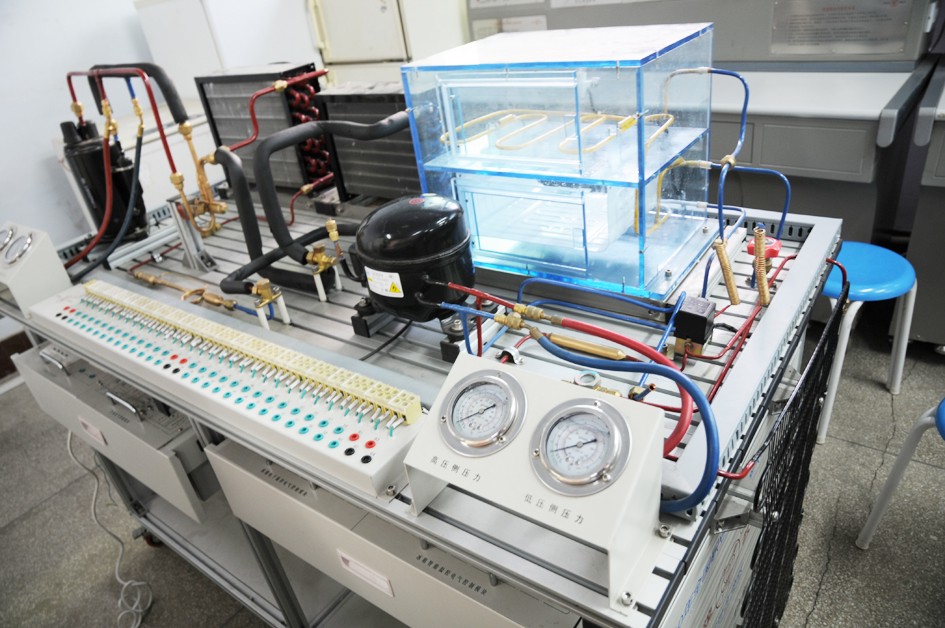 <em>電機</em>電器<em>裝配</em>與維修