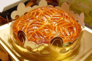 法國傳統<em>民俗</em><em>節日</em>——主顯節薄餅