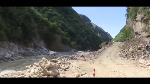 101省道藍田<em>水</em><em>毀</em>路段提前搶通