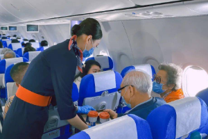 空乘服務(wù)<em>的</em>語言藝術(shù)與溝通技巧（圖27）