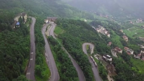 <em>七十二</em>道<em>拐</em>—貴州彎道最密集的盤山<em>公路</em>