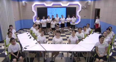 學生課堂<em>展示</em>《帕米爾，<em>我</em>的家鄉多么美》