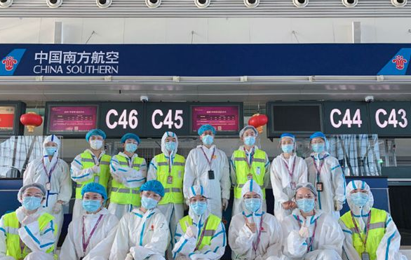 烏魯木齊航空<em>張</em>松偉：嚴把疫情防控關口 守護旅客平安出行