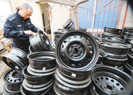 涉案金額高達230<em>多</em>萬！<em>一家</em><em>三口</em>制售假冒汽車配件被判刑