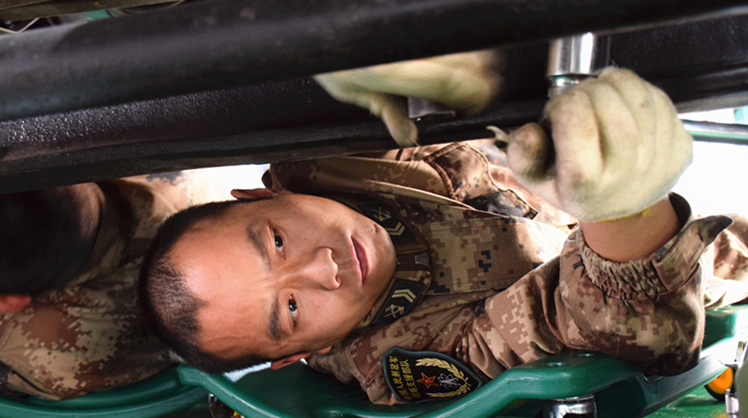 汽修兵蔣<em>國</em>輝：用我的青春努力換取鐵騎馳騁疆場