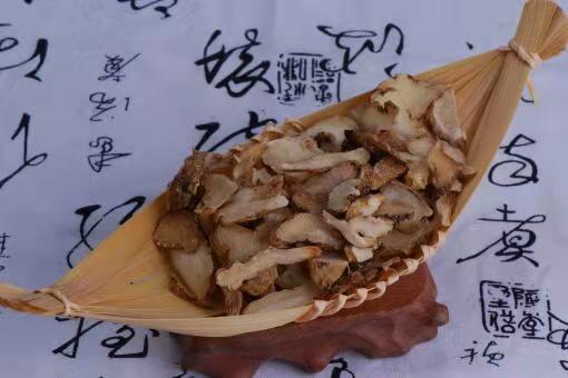 我國(guó)啟動(dòng)中藥材產(chǎn)業(yè)<em>扶貧</em>行動(dòng)