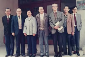 亦師，亦友——<em>紀念</em>江靜波教授<em>誕辰</em>一百周年