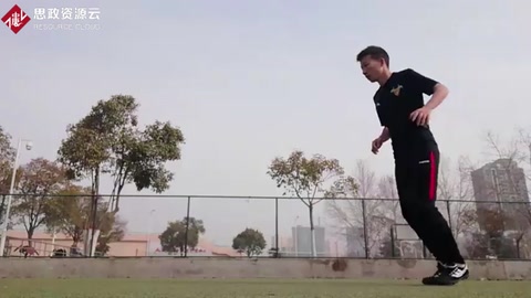 腳內側停地滾球