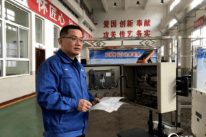 <em>王</em>斌?。簭男‰姽?lt;em>到</em>大<em>工匠</em><em>的</em>“機電神醫(yī)”