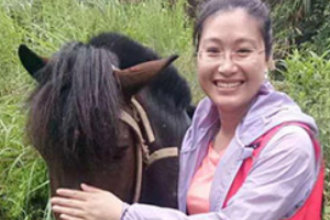 <em>時代</em><em>楷模</em>—黃文秀