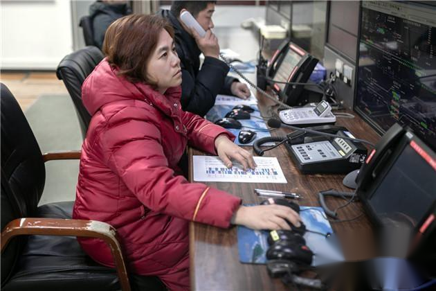 <em>女</em><em>車站</em><em>值班員</em><em>楊</em><em>媛媛</em>5