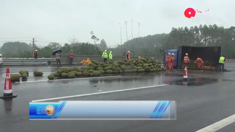 病車上路要不得！<em>螺絲</em><em>松動</em>導致方向盤失控， 貨車側翻！