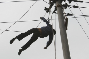 <em>授課</em><em>圖片</em>—<em>觸電</em><em>事故</em>-電力線路