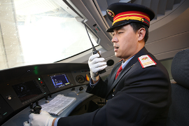 <em>授課</em><em>圖片</em>—<em>動</em><em>車組</em>司機-李東曉