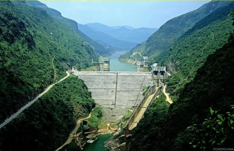 授課圖片—<em>魯</em><em>布</em>格水電站