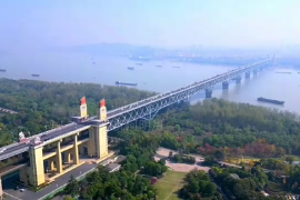 南京長江上的五座大橋：大橋二橋三橋四橋五橋，現在分別叫什么？