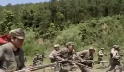 雷打的<em>石頭</em> 鐵打的紀律